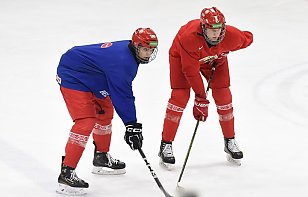 Четыре хоккеиста отсеяны из состава молодежной сборной Беларуси на текущем сборе