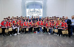 В Минске прошло награждение команды «Локомотив» за победу в турнире «Золотая шайба»