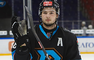 Александр Яценко вошел в число кандидатов на звание лучшего защитника сезона МХЛ