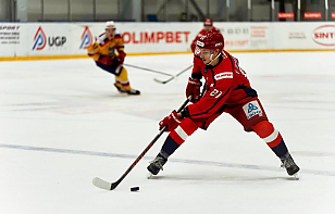 Максим Глинский продолжит выступление в «Ижстали»