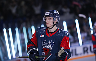 Даниил Омелюсик продлил контракт с «Торпедо»