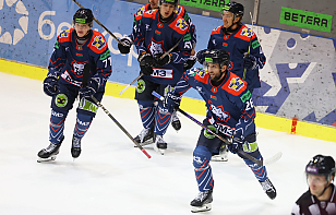 «Металлург» примет «Славутич» в третьем матче финальной серии Кубка Президента. Трансляция и онлайн