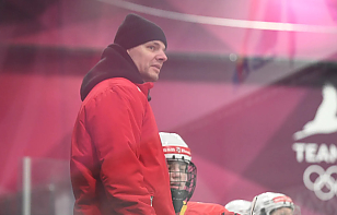 Алексей Буглаев: в первом периоде у нас были хорошие моменты, но многое не реализовали. Середина матча осталась за соперником, в концовке нам больше повезло