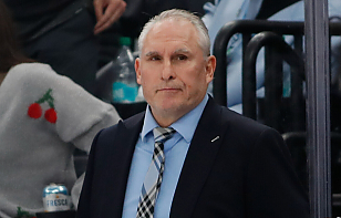 Главный тренер «Торонто» о звене Протасов: похоже, сегодня мне придется самому выйти на лед. Но я все равно буду ниже этих трех ребят