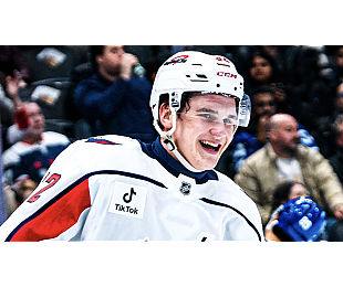 «Это очень особенный момент, о котором в будущем я буду рассказывать своим детям». Илья Протас – о дебюте в НХЛ, игре в звене с Овечкиным и старшим братом Алексеем