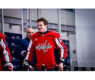 Спенсер Карбери: встретив родителей братьев Протасов, ты понимаешь, почему эти ребята там, где они есть. Это особенная семья. Их ждет особенный вечер, который они никогда не забудут