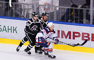 Захар Польшаков забросил шайбу в меньшинстве, Андрей Грищенко отразил 27 бросков в матче ВХЛ