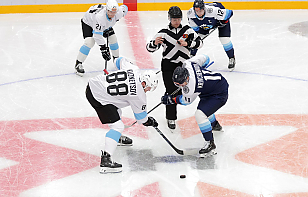 Покер Пинчука помог «Динамо» обыграть «Сибирь» и выйти в суперфинал чемпионата КХЛ 3х3