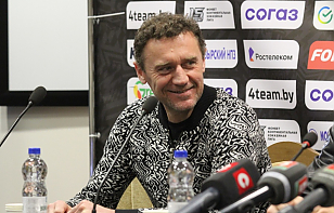 Олег Антоненко: главному тренеру Дмитрию Квартальнову необходимо полностью сосредоточиться на игре команды