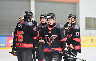 «Ястребы» и «Белсталь» проведут первый матч полуфинальной серии высшей лиги. Трансляция и онлайн