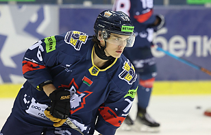 Тимур Литвинов продлил контракт с «Металлургом»