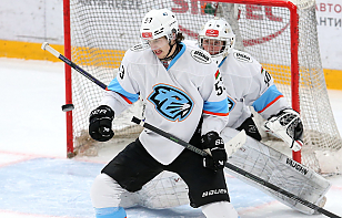 «Динамо-Шинник» на выезде уступил петербургским одноклубникам