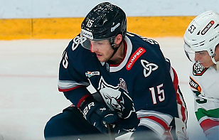 Нападающий Максим Сушко покинул «Нефтехимик», он продолжит карьеру в «Сибири»