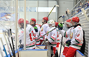 Сборная Беларуси U15 играет с командой Приволжского ФО в полуфинале «Территории хоккея»