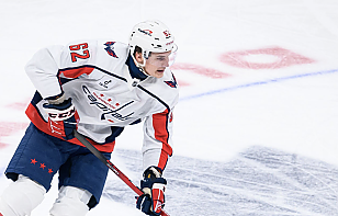 Илья Протас – первый белорусский хоккеист, набравший очки в дебютном матче в НХЛ 