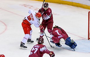 Молодежная сборная Беларуси спасла матч в концовке третьего периода, но уступила Латвии в овертайме