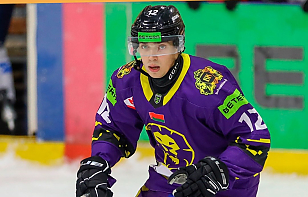 Александр Ермоленко: в команде атмосфера просто прекрасная. Все поддерживают друг друга, никакой дедовщины нет :)