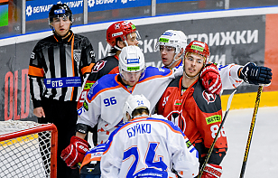 Дубль Перегуды помог «Локомотиву» обыграть «Неман»