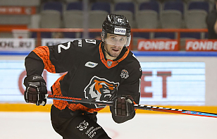 «Амур» объявил о расставании с Вячеславом Грецким