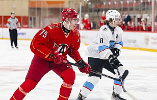 «Динамо-Шинник» дважды вел в счете, но уступил в гостях «Авто»