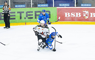 Шатаут Романа Бобарико помог «Витебску» переиграть «Авиатор»