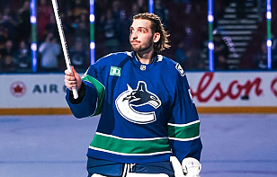 Никита Толопило помог «Ванкуверу» обыграть «Анахайм»