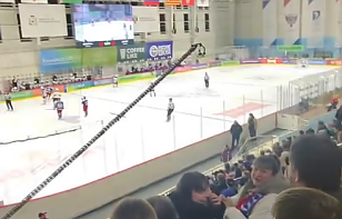 «Шахтер» – «Славутич»: шестой матч серии глазами нападающего смоленской команды Никиты Савченко