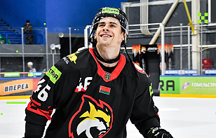 Олег Качеловский: автограф-сессия придала эмоций, это было очень круто. Так что важной составляющей субботнего успеха были наши болельщики