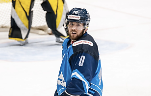 Даниил Тютчев: «Юность» — это не просто клуб, это настоящая хоккейная семья с сильным духом и амбициозными целями