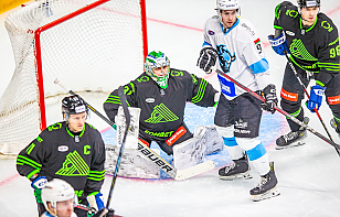 Минское «Динамо» отыгралось с 0:2 и вышло вперед в Уфе, но позволило «Салавату» перевести игру в овертайм и уступило по буллитам