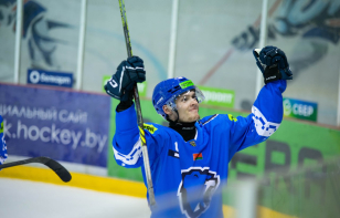 Александр Гончаров: хорошо, что низом бросил, а то верхом бы не забил :)