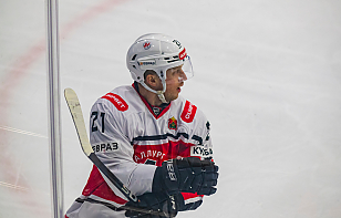 Белорусы в ВХЛ. Владислав Кодола оформил дубль, Доминик Миканович забросил шайбу