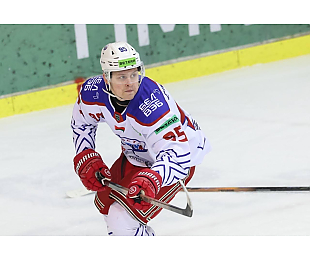 Илья Сидорук: были эпизоды, когда не попадали даже по пустым воротам. Нужно хладнокровнее распоряжаться своими шансами