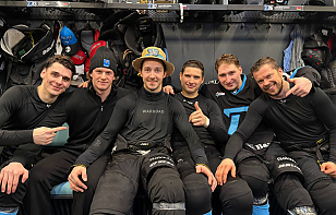 Еще один рекорд Сэма Энаса | Победная раздевалка после матча с «Шанхайскими Драконами»