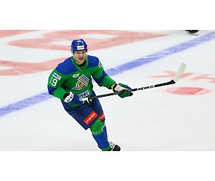 Иван Дроздов отметился первым результативным баллом в плей-офф КХЛ