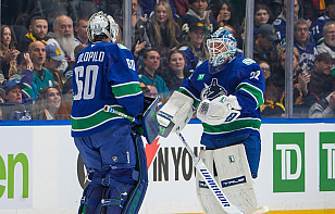 Никита Толопило заменил Кевина Ланкинена в воротах «Ванкувера» на шестой минуте матча против «Сан-Хосе»