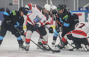 «Динамо-Олимпик» уступил «Арктике» в товарищеском матче