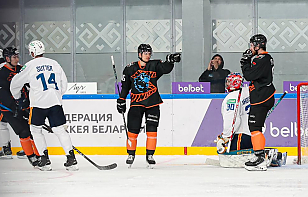 Дубли Сергея Кузнецова и Мирослава Михалева принесли победу минскому «Динамо» над «Шанхайскими Драконами» на старте Belbet Кубка Минска