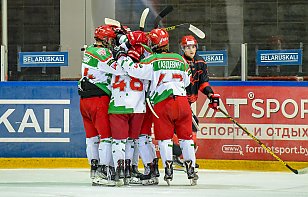 Беларусь U18 впервые взяла Кубок Цыплакова: дубль Ивана Лапина дважды помог «Ястребам» отыграться, но сборная оказалась сильнее в буллитной серии