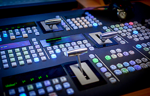 Трансляции недели: минское «Динамо» начинает серию с «Трактором», финал Кубка Президента и домашние матчи «Динамо-Шинника» в Кубке Харламова в эфире «Беларусь 5»