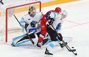 Минское «Динамо» в упорной борьбе уступило «Локомотиву» на выезде