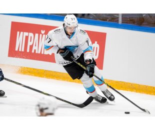 Гол Звягина из-под ноги занял 9-е место в списке лучших шайб сезона в МХЛ