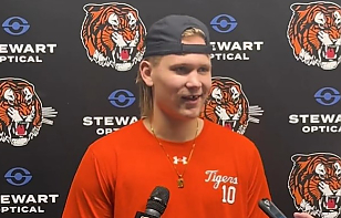 Два очка Брызгалова помогли «Медисин Хэт Тайгерс» разгромить «Реджайну Пэтс» в плей-офф Западной хоккейной лиги