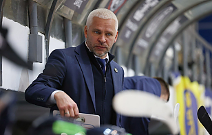 Дмитрий Саяпин: соперник четко использовал наши ошибки, но даже при счете 0:3 можно было переломить игру