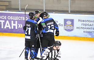 Дубли Бобровских и Вертинского помогли «Химику» разгромить «Авиатор»