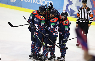 Дубль Максима Ускова помог «Металлургу» добыть уверенную победу над «Авиатором»