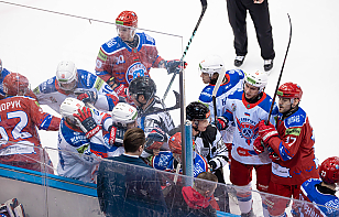 «Юность» и «Славутич» выдали матч-триллер: девять шайб, дубли Демченко и Антоновского и победный гол Ковгорени за минуту до конца встречи