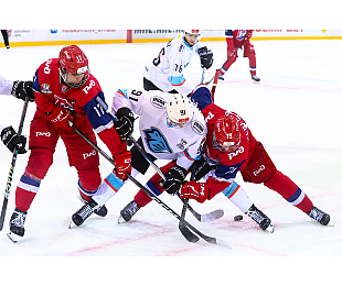 «Динамо-Шинник» проведет второй матч четвертьфинальной серии плей-офф МХЛ против «Локо»