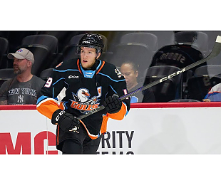 Голевая передача Егора Сидорова помогла «Сан-Диего» победить в матче АХЛ