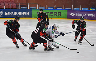 Форвард «Авиатора» Артем Логунов едва не уничтожил 5-голевой перевес «Металлурга», но жлобинчане все же выиграли